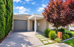 15 BOTTLEBRUSH ROAD, Craigieburn, Vic 3064