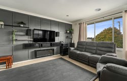 11 Crandon Crescent, Newnham, Tas 7248