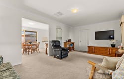 2/47 Tamar Drive, Tatton, NSW 2650