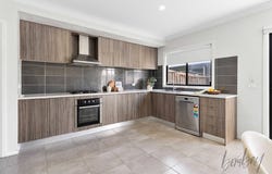 12 Errol Boulevard, Mickleham, Vic 3064
