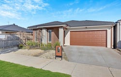 6 Parrot Drive, Weir Views, Vic 3338