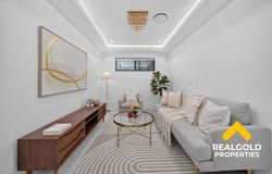 32 JIMNA CIRCUIT, White Rock, Qld 4306
