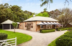 560 Ackland Hill Road, Cherry Gardens, SA 5157