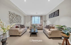 35 Chagall Parade, Clyde North, Vic 3978