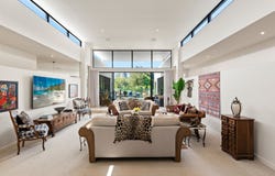 2 The Boulevarde, Benowa, Qld 4217