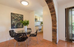 2/15 Cecil Street, Indooroopilly, Qld 4068