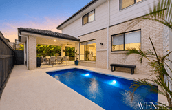 17 Desert Road, Greenbank, Qld 4124