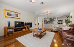 11 Gawler Crescent, Deakin, ACT 2600