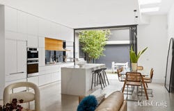 2 Trinian Street, Prahran, Vic 3181