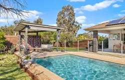 8 Cypress Street, Redland Bay, Qld 4165