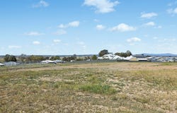 6 Runners Close, Farley, NSW 2320