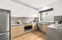 21 Sunlight Crescent, Brighton East, Vic 3187