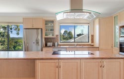6 Gem Crescent, Narooma, NSW 2546