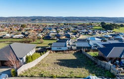 37 Roberts Crescent, Newnham, Tas 7248
