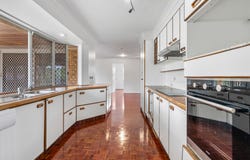 22 Ethion Drive, Regents Park, Qld 4118