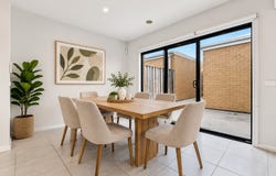 13 Trendale Lane, Clyde, Vic 3978