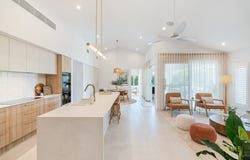 45 Peppermint Circuit, Nikenbah, Qld 4655