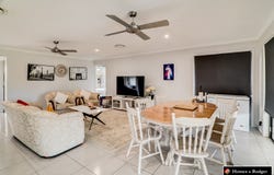 18 Gutt Road, Regency Downs, Qld 4341