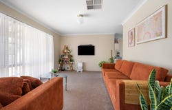 2 Hicks Road, Hannans, WA 6430