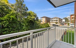 1/68 Howard Avenue, Dee Why, NSW 2099
