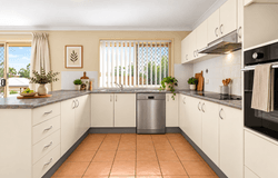 4 Mayfair Place, Moggill, Qld 4070