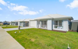 7 Hidcote Road, Lakelands, WA 6180