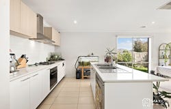 14 Athlestane Road, Doreen, Vic 3754