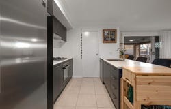 1 Shearer Court, Ripley, Qld 4306