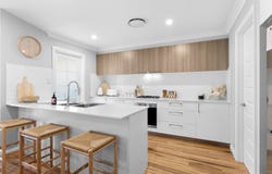 5 Walnut Way, Spring Farm, NSW 2570