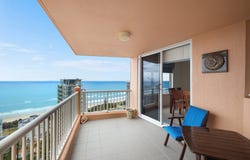 114/129 Surf Parade, Broadbeach, Qld 4218