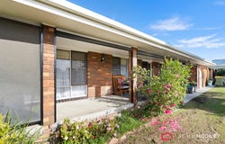2 Pinaroo Drive, Glenfield Park, NSW 2650