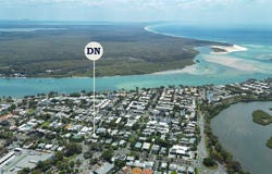 1 & 2/32 Edward Street, Noosaville, Qld 4566