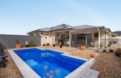 8 Ridgevale Drive, Regency Downs, Qld 4341