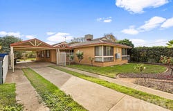 26 Nicholi Crescent, Lake Albert, NSW 2650
