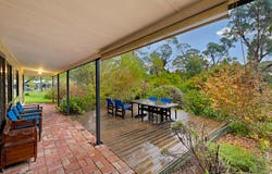 77 Laurence Drive, Snake Valley, Vic 3351