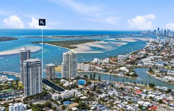 13-15 Bayview Street, Runaway Bay, Qld 4216