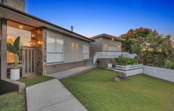 8 Tower Street, Eastern Heights, Qld 4305