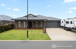 14 McDougall Grove, Wodonga, Vic 3690