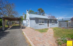 16 Queen Street, Uralla, NSW 2358