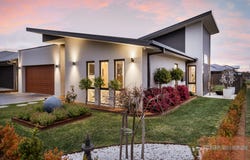 2 Lanham Street, Googong, NSW 2620