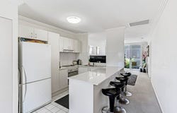 24/6-10 Rose Street, Southport, Qld 4215