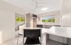 1/7 Jacaranda Close, Manunda, Qld 4870