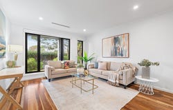 1/6 Rowallan Court, Doncaster East, Vic 3109