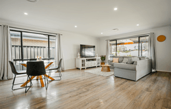 33 Birch Grove, Aberglasslyn, NSW 2320