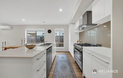 42 Grappa Circuit, Wyndham Vale, Vic 3024