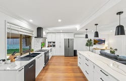 5 Springfield Place, Forest Lake, Qld 4078