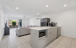 21 Amber Circuit, Ripley, Qld 4306