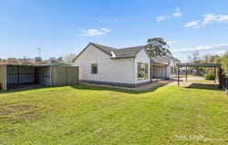 11 Range Road, Yea, Vic 3717