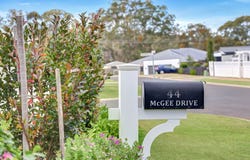 2/44 McGee Drive, Kearneys Spring, Qld 4350