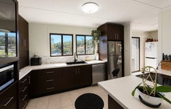 6 Drummer St, Toolooa, Qld 4680